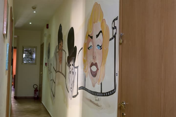 Hotel Cine Holiday