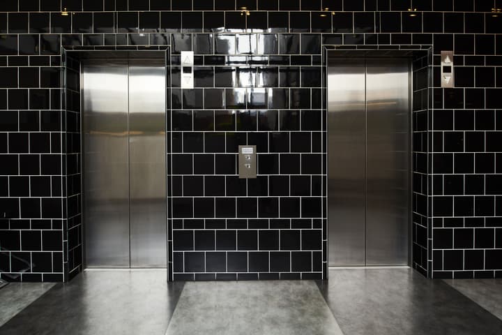 Essence Hotel Carlton