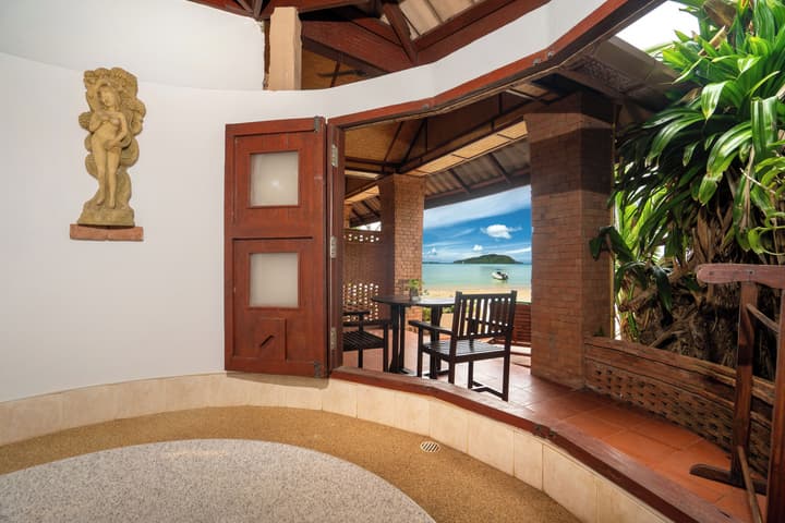 Friendship Beach Resort & Atmanjai Wellness Spa