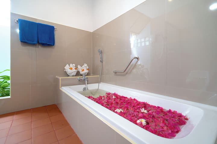 Friendship Beach Resort & Atmanjai Wellness Spa