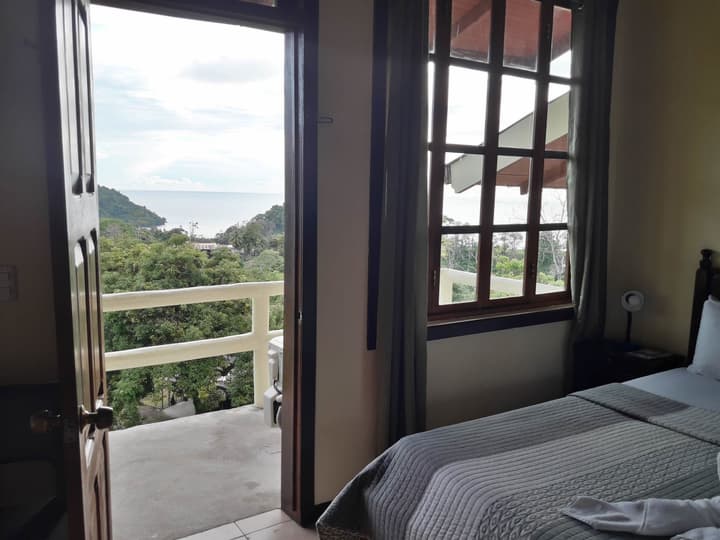 Hotel La Colina