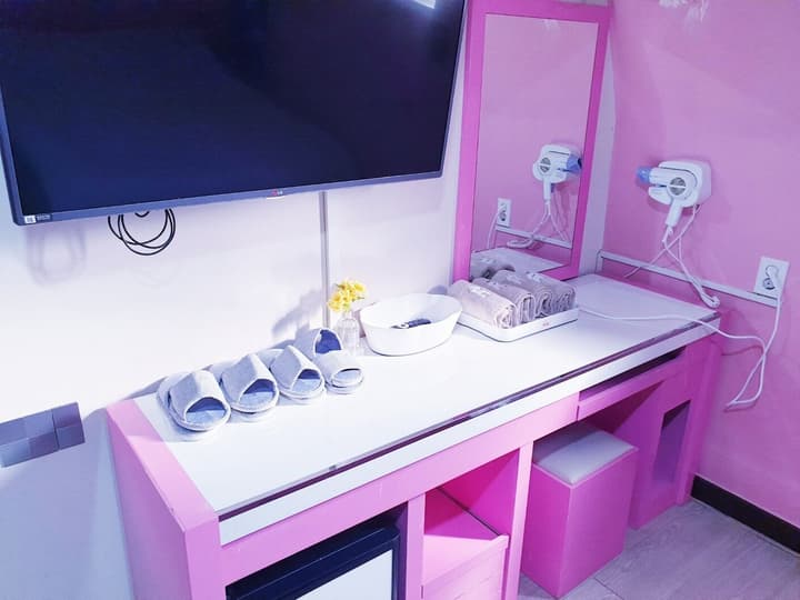 OPPA Hostel Sinchon-Hongdae