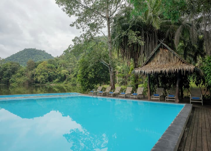 Home Phutoey River Kwai Hotspring & Nature Resort