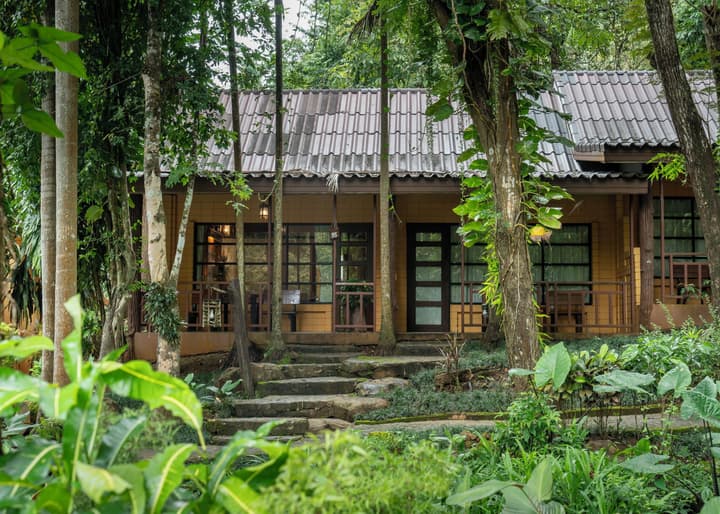 Home Phutoey River Kwai Hotspring & Nature Resort