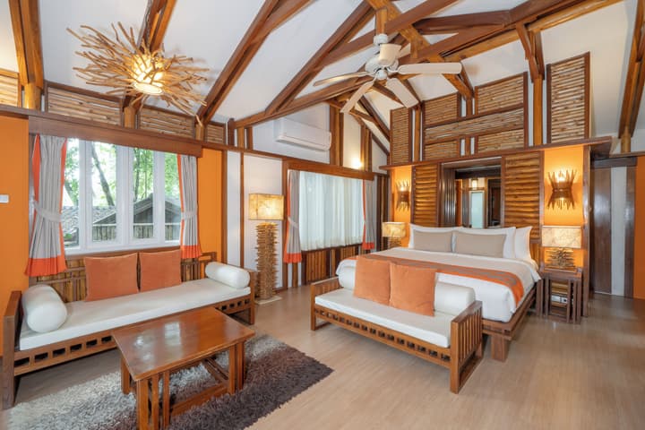 Home Phutoey River Kwai Hotspring & Nature Resort