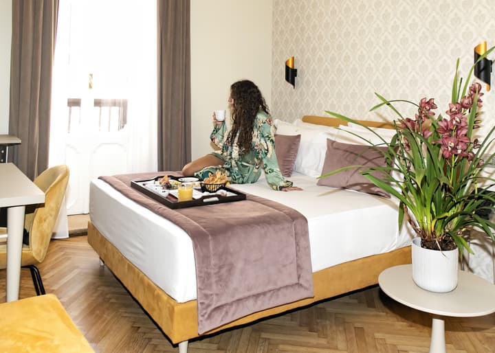 Hotel Caravita