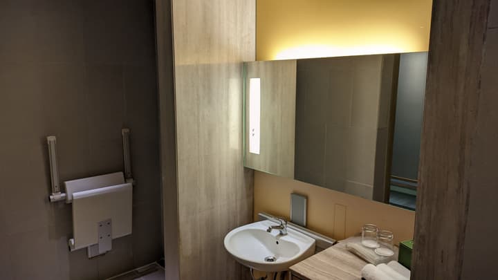 Holiday Inn New Delhi Aerocity by IHG