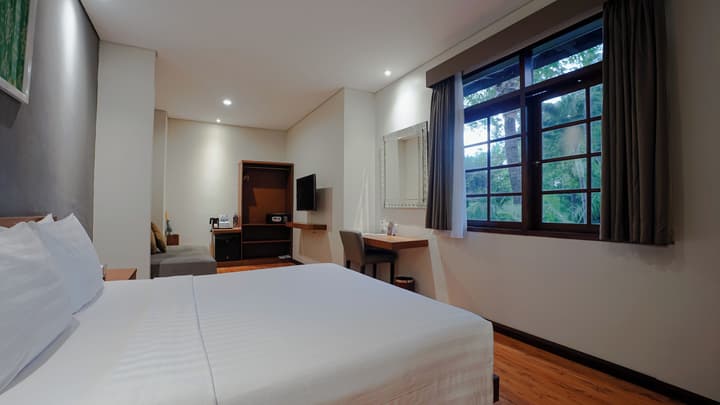 Grand Whiz Hotel Nusa Dua