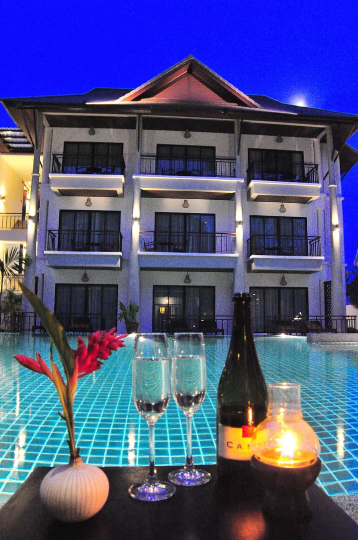 Navatara Phuket Resort
