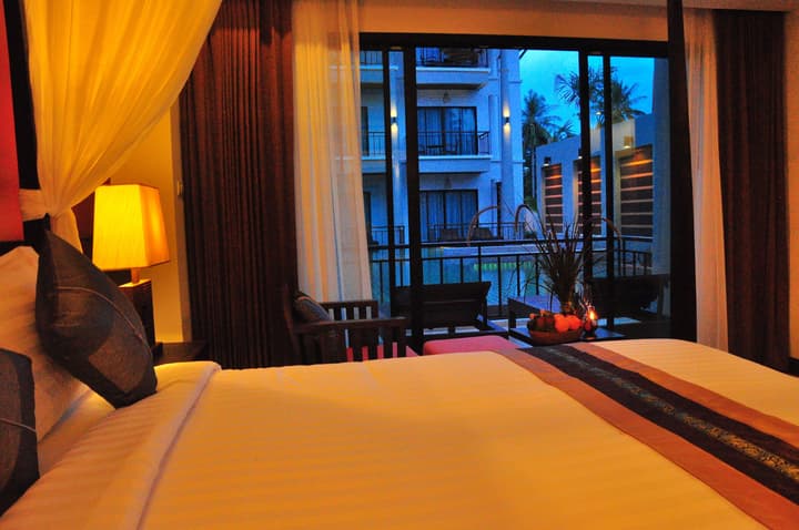 Navatara Phuket Resort