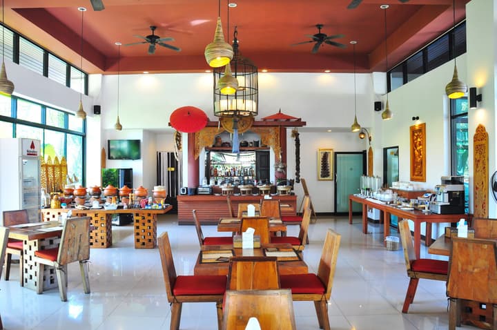 Navatara Phuket Resort