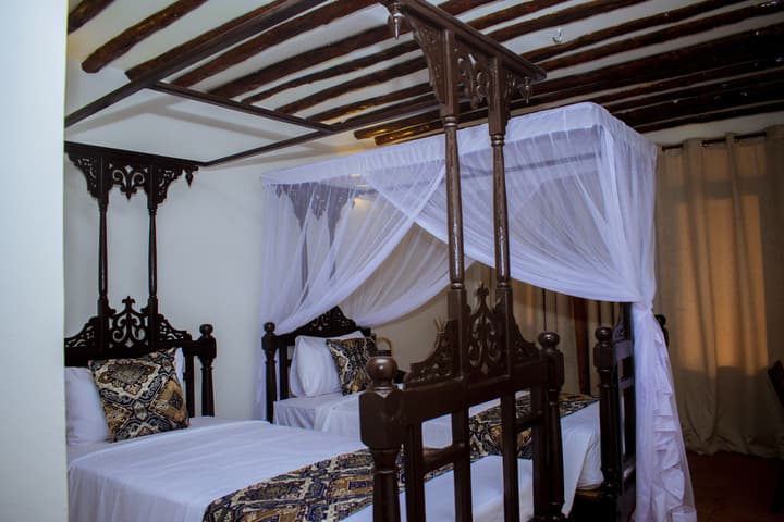 Antonio Beach Hotel and Spa