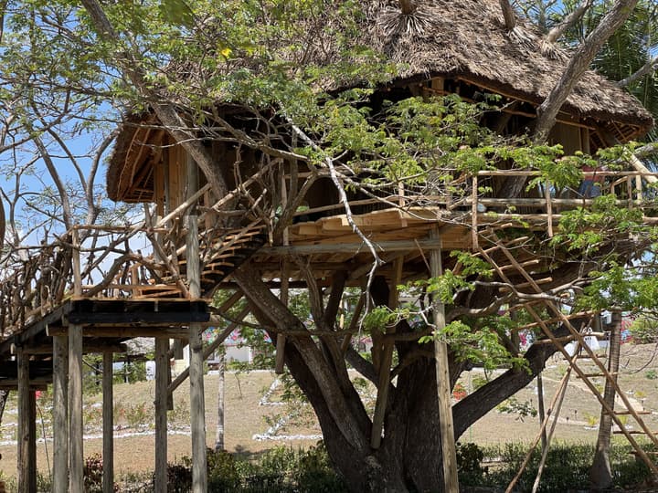 Antonio Beach Hotel and Spa