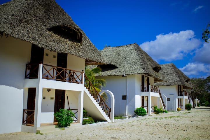 Antonio Beach Hotel and Spa