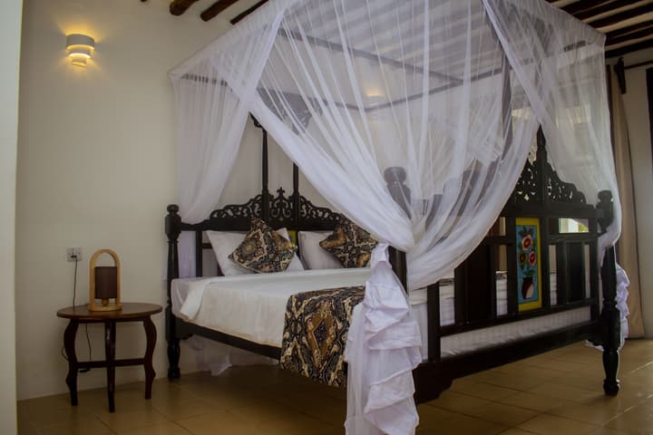 Antonio Beach Hotel and Spa