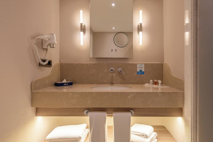 Ramada Encore by Wyndham Istanbul Bayrampasa
