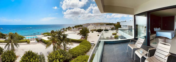 Papagayo Beach Hotel