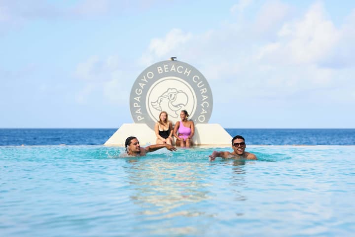 Papagayo Beach Hotel
