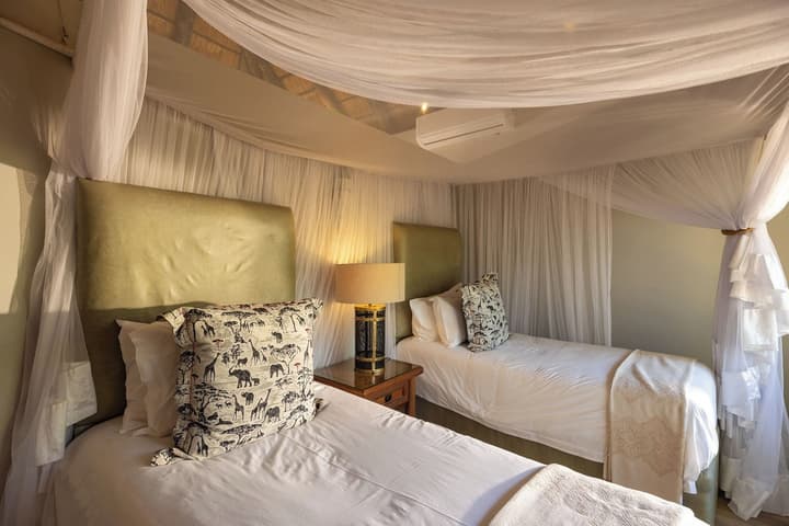 Karongwe - River Safari Lodge
