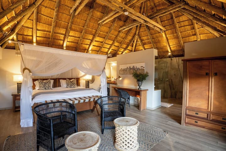Karongwe - River Safari Lodge