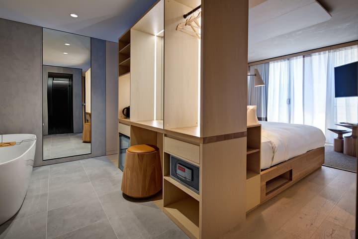 Zara Tower Hotel
