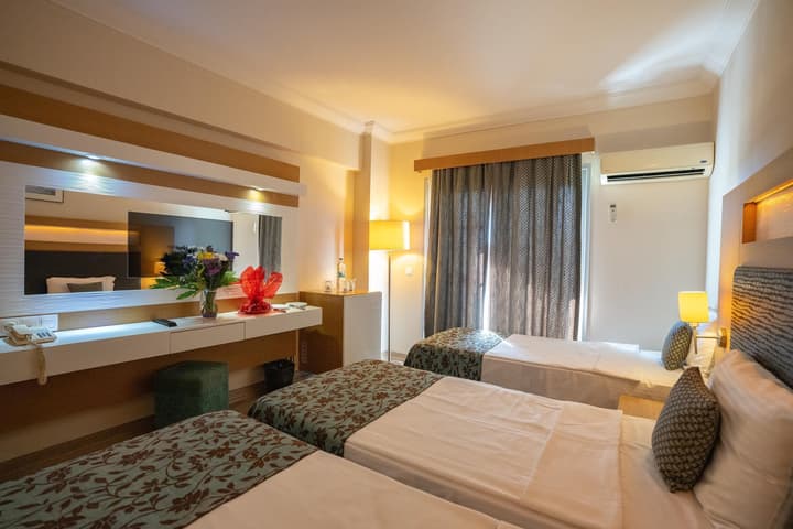 Marbel Hotel by Palm Wings