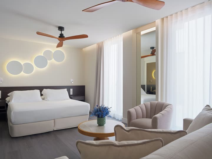 H10 Port Vell