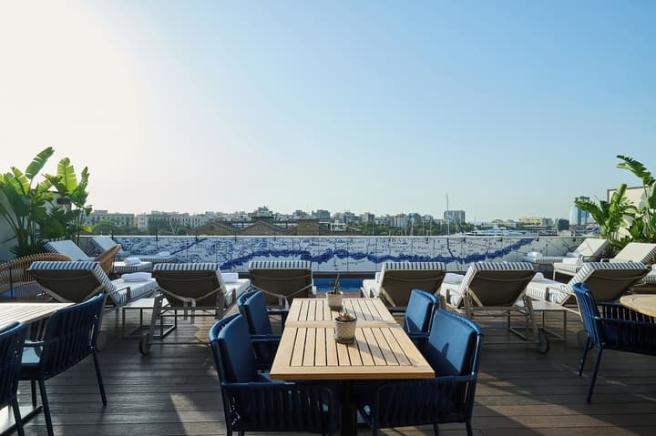 H10 Port Vell