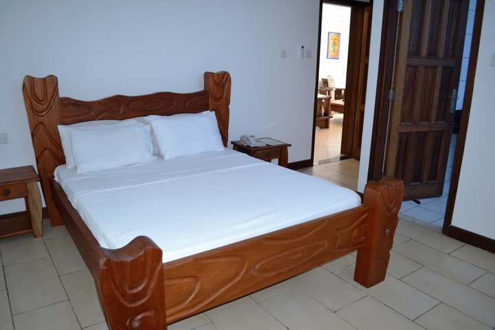 Cowrie Shell Beach Apartments