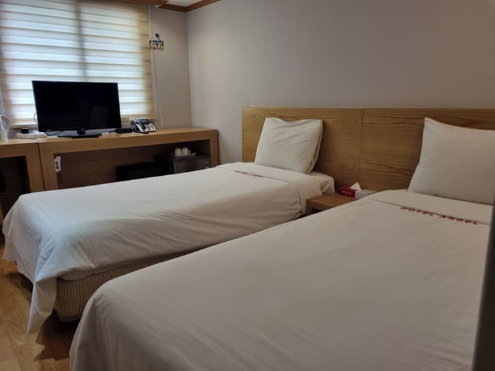 Angel Hotel