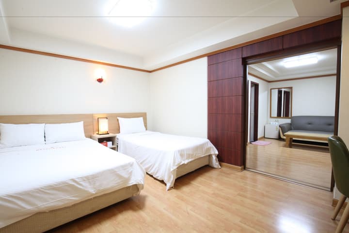 Angel Hotel