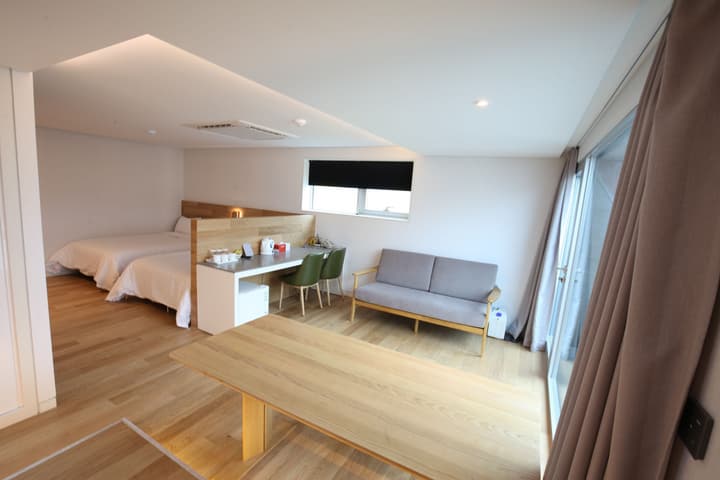 Angel Hotel
