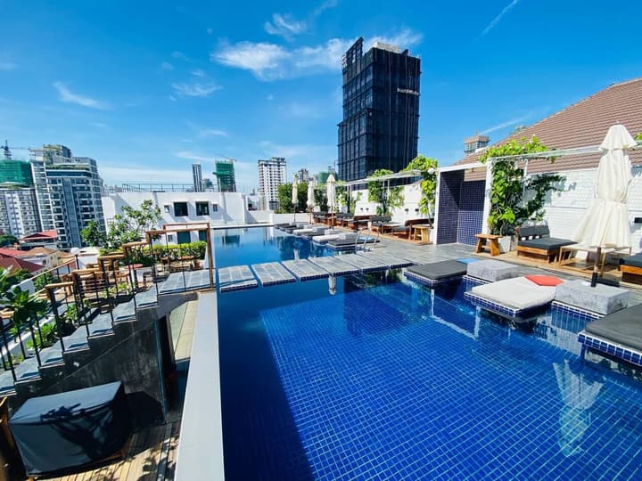 Patio Hotel & Urban Resort