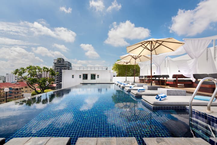Patio Hotel & Urban Resort