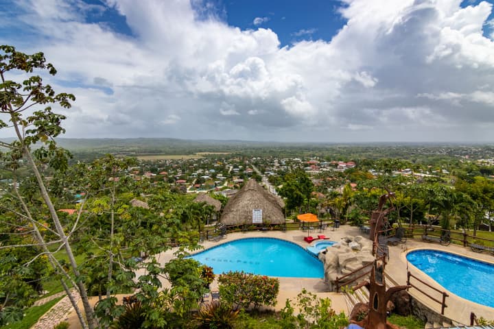 Cahal Pech Village Resort