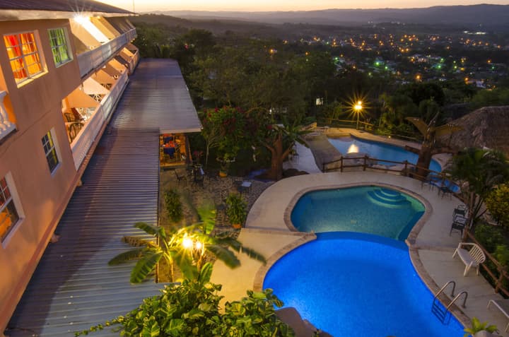 Cahal Pech Village Resort