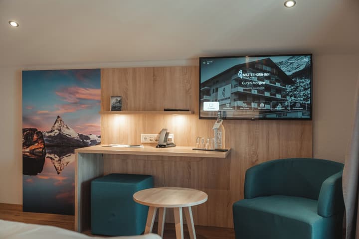 Matterhorn Inn - Wellness & Dining - at Zermatt Shuttle Station