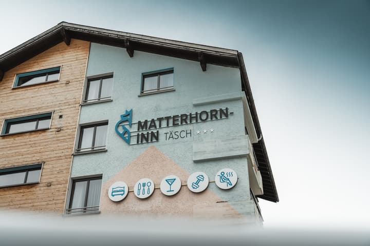 Matterhorn Inn - Wellness & Dining - at Zermatt Shuttle Station