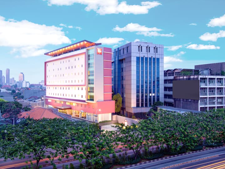 ibis Jakarta Senen