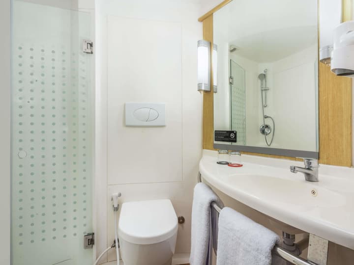 ibis Jakarta Senen