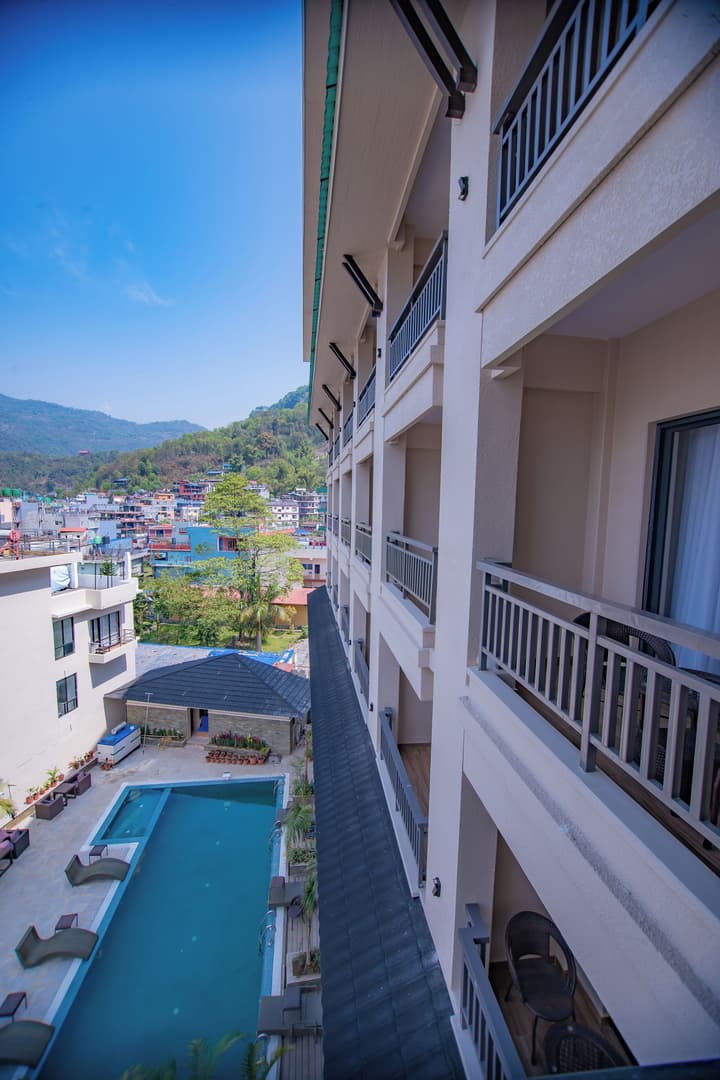Hotel Pokhara Village & SPA