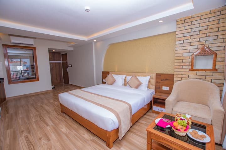 Hotel Pokhara Village & SPA