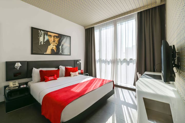 The Smallville Hotel