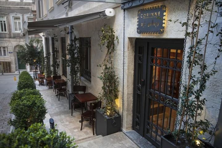 Corinne Art & Boutique Hotel