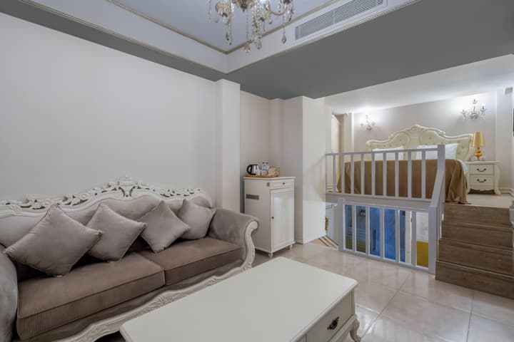 Elegance East Hotel - Boutique Class