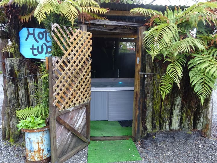 Glow Worm Accommodation - Hostel