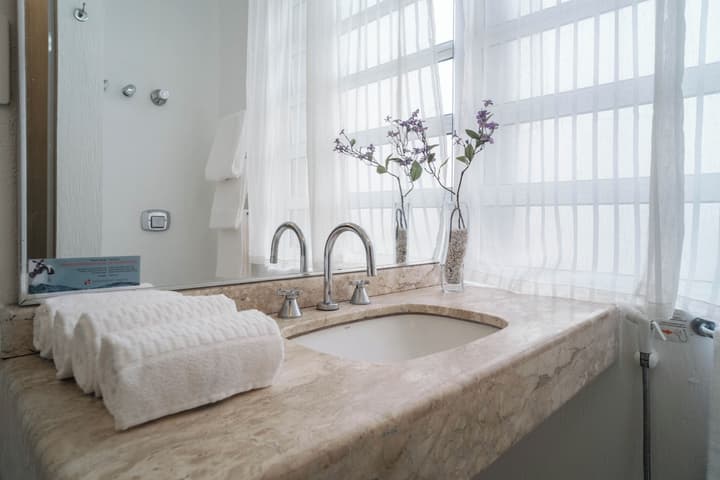 Hotel Normandie by Easy Plus
