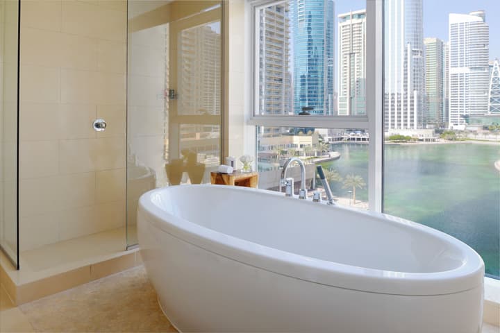 Mövenpick Hotel Jumeirah Lakes Towers