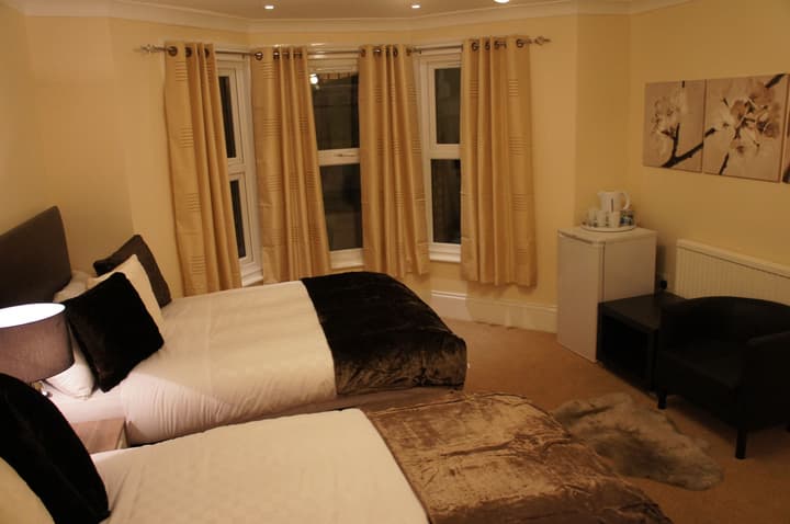Sapphire Hotel
