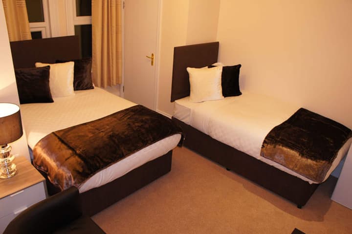 Sapphire Hotel